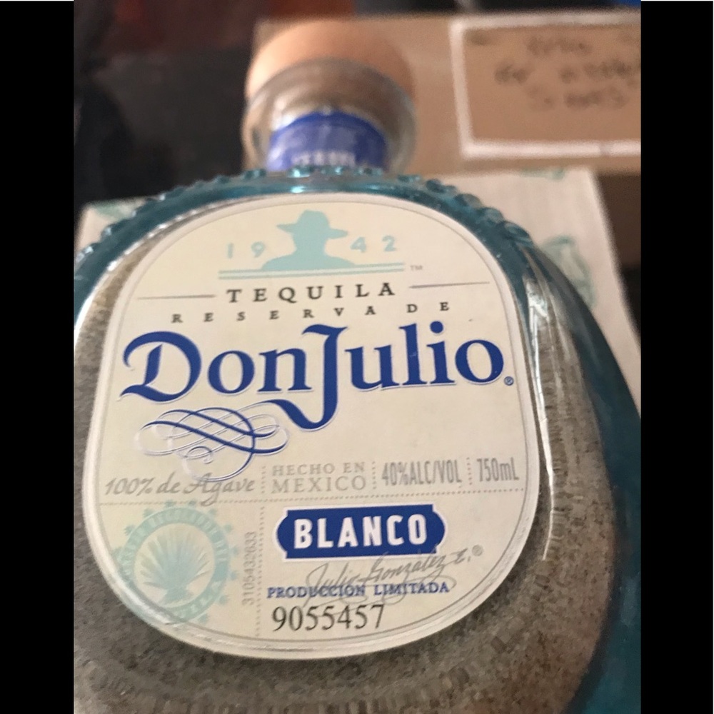 Don Julio Blanco Tequila Blue Glass Bottle, 750ml - Picture 3 of 6